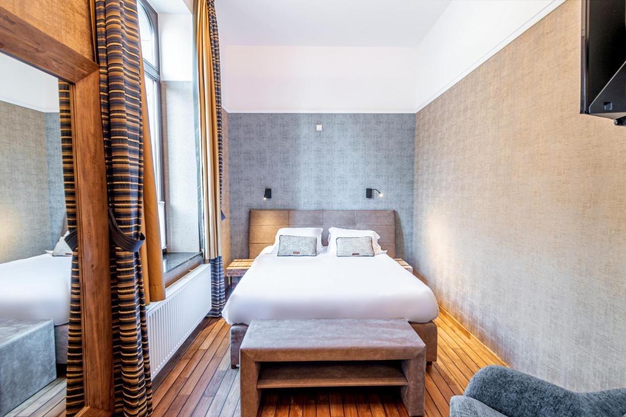 Hotel Des Comtes Дюрбюи Экстерьер фото