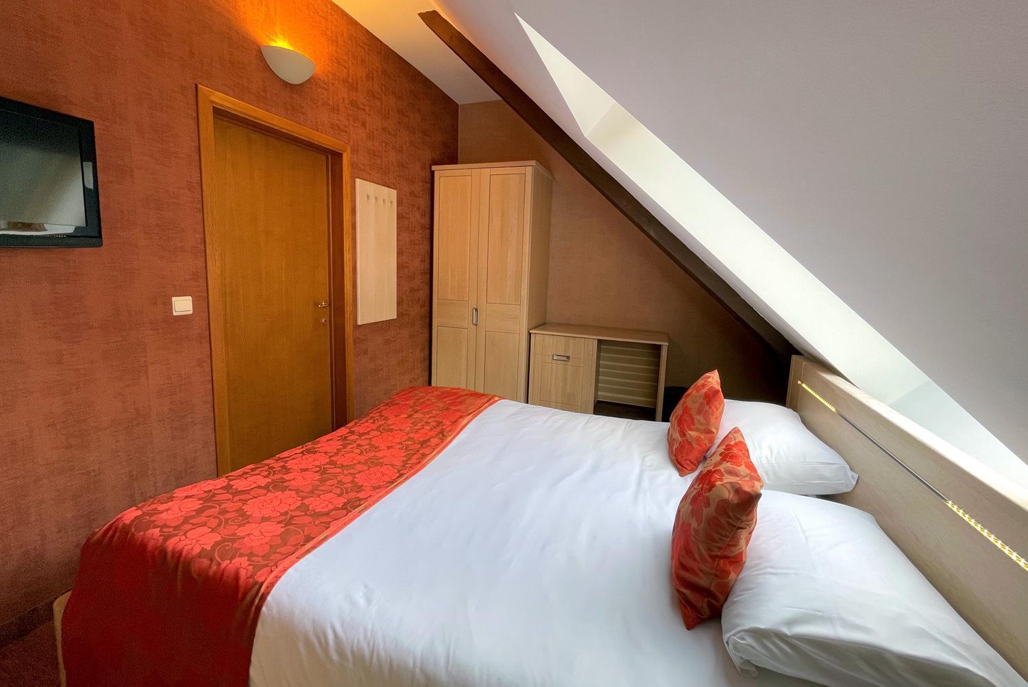 Hotel Des Comtes Дюрбюи Номер фото