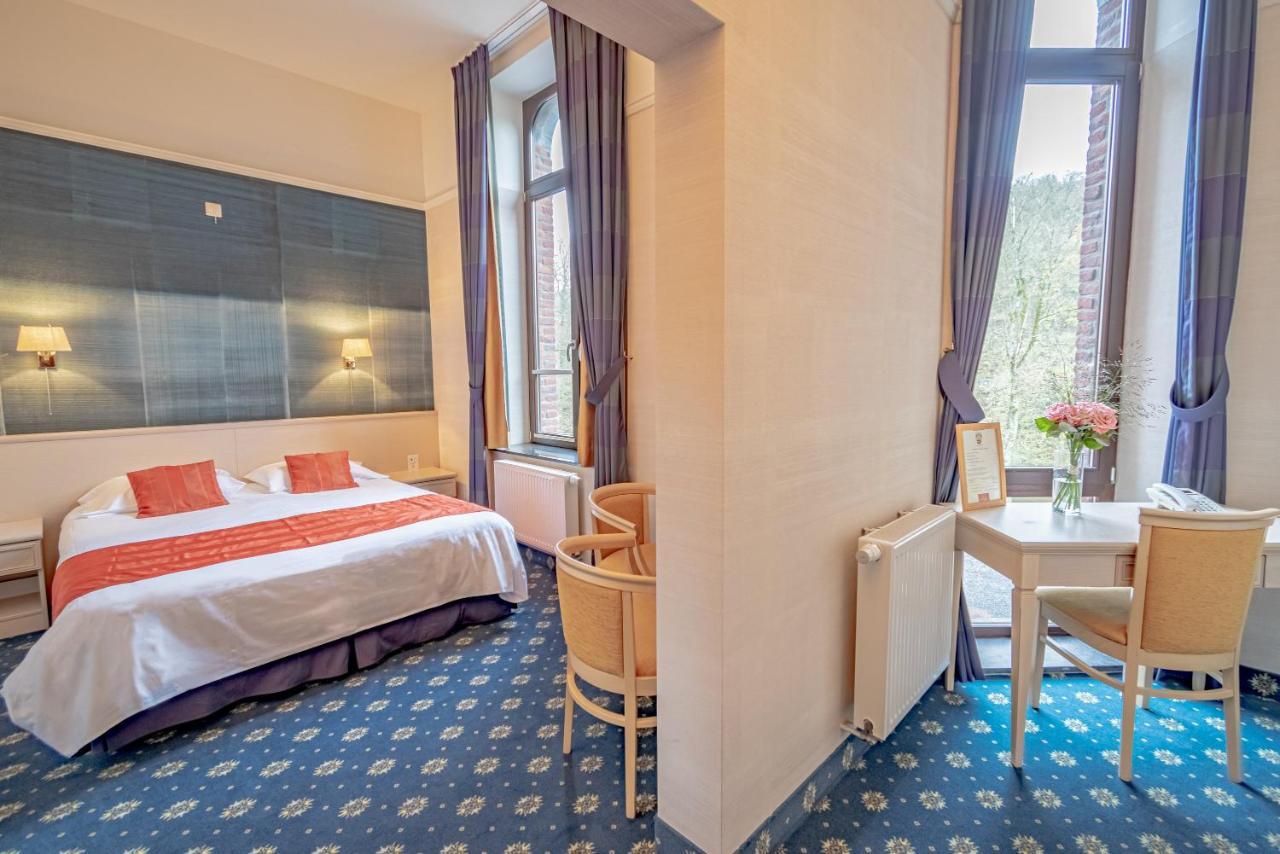 Hotel Des Comtes Дюрбюи Экстерьер фото
